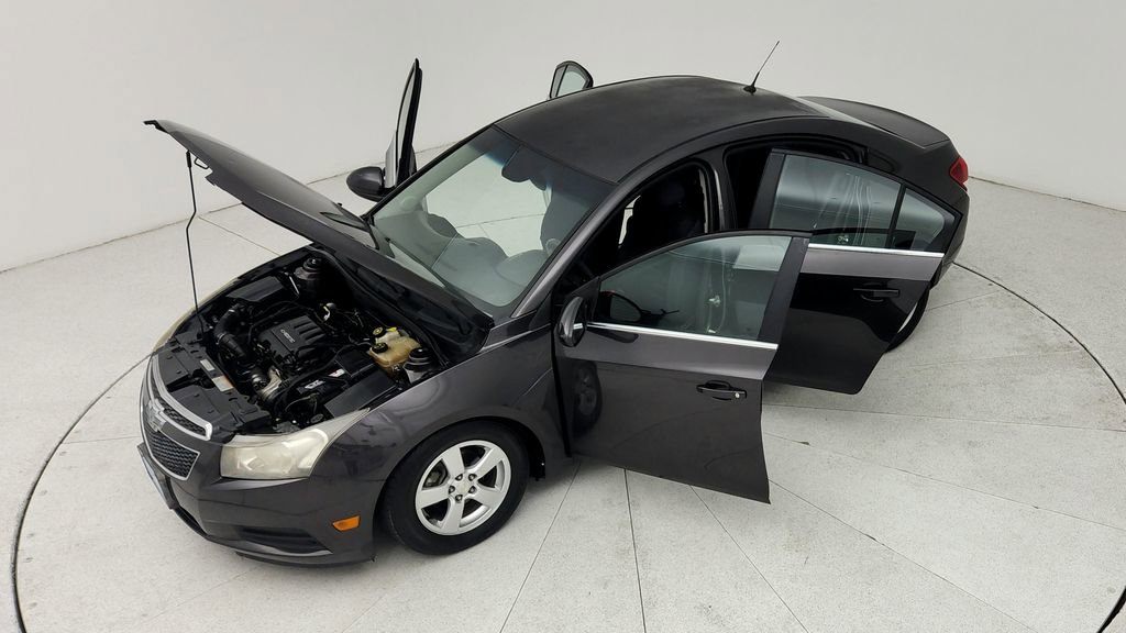 Used 2014 Chevrolet Cruze LT image 41