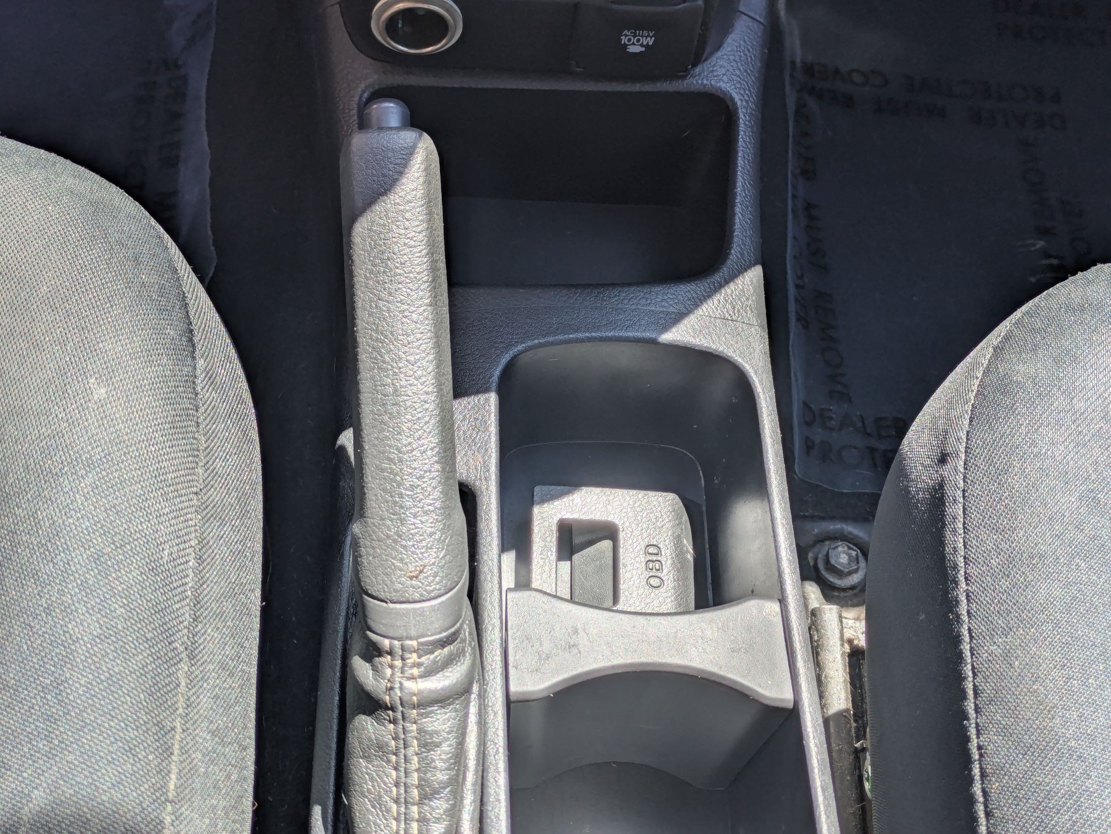 Used 2009 Pontiac Vibe w/ Preferred Package FWD image 33