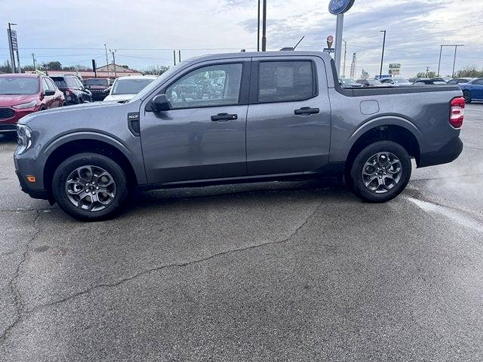 New 2026 Ford Maverick XLT w/ XLT Luxury Package AWD/4WD image 6