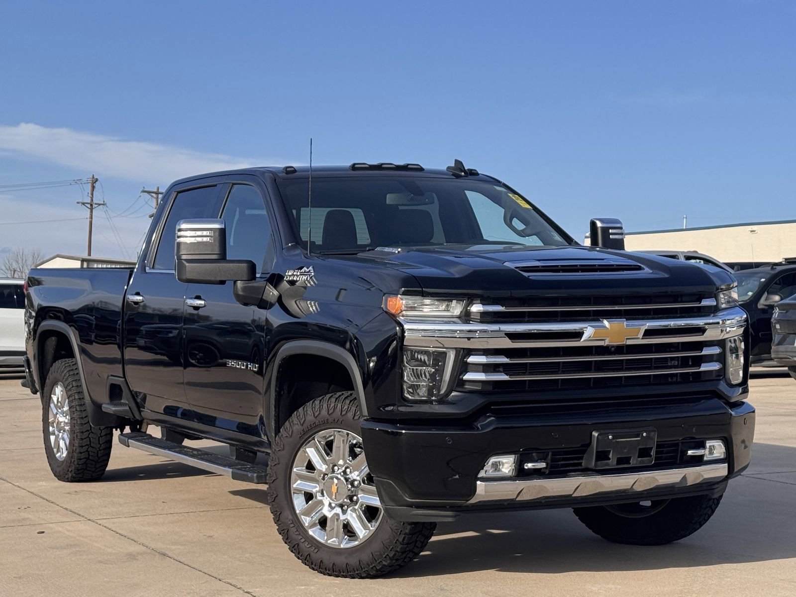 Used 2022 Chevrolet Silverado 3500 High Country image 2