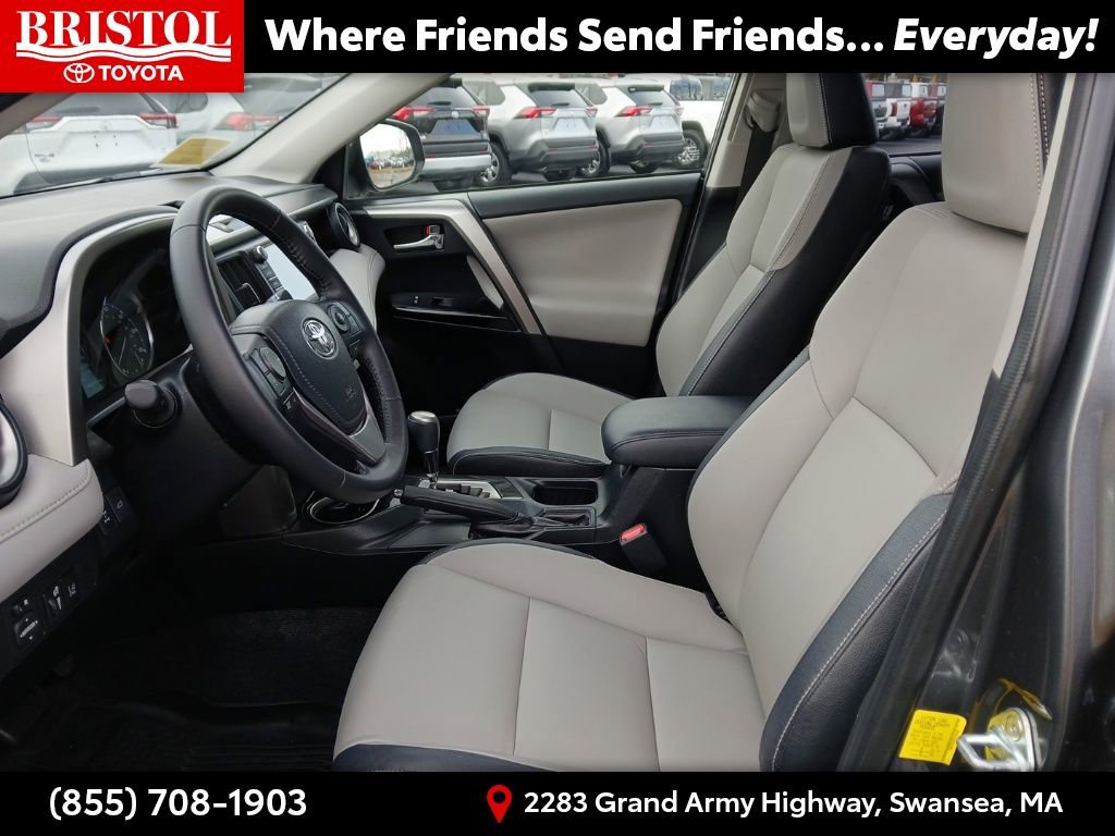 Used 2016 Toyota RAV4 Limited image 15