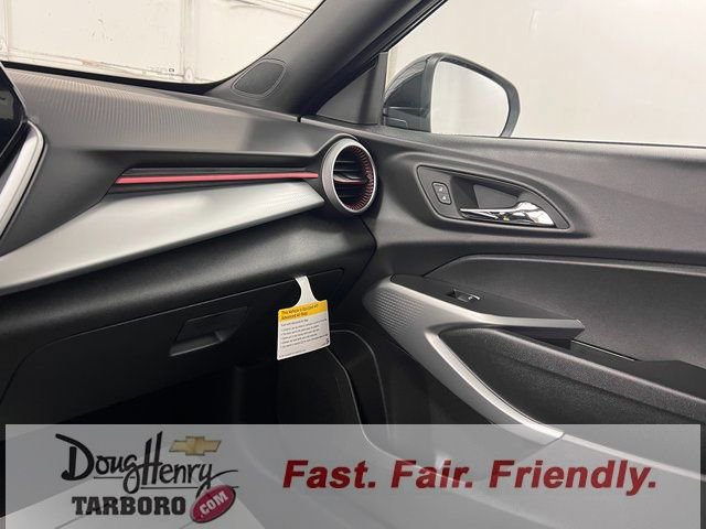 New 2026 Chevrolet Trax RS w/ Sunroof Package image 43