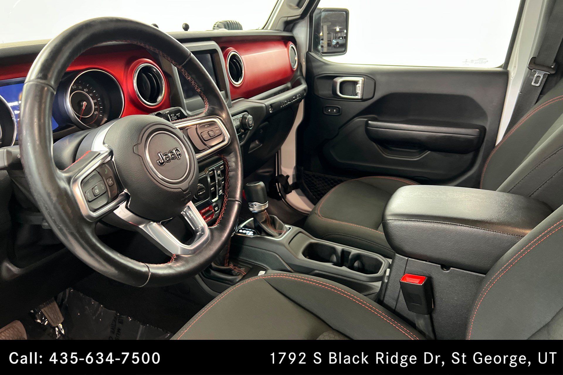 Used 2019 Jeep Wrangler Unlimited Rubicon w/ Cold Weather Group AWD/4WD image 15