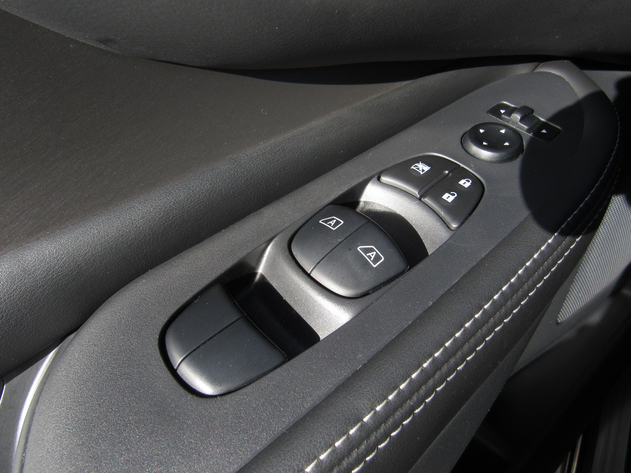 Used 2020 Nissan Murano S w/ Technology Package image 21