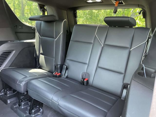 Used 2023 Cadillac Escalade Premium Luxury AWD/4WD image 30