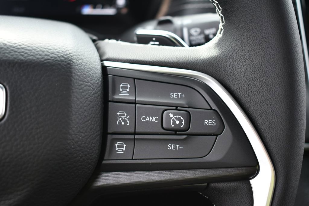 New 2026 Jeep Grand Cherokee Laredo AWD/4WD image 16