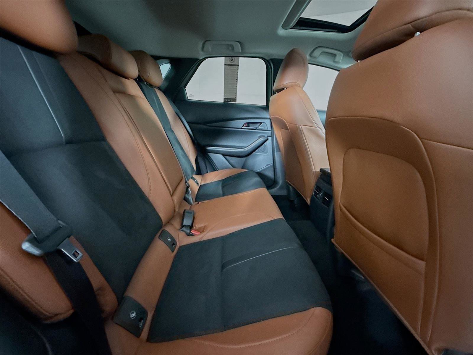 New 2025 MAZDA CX-30 Carbon image 40