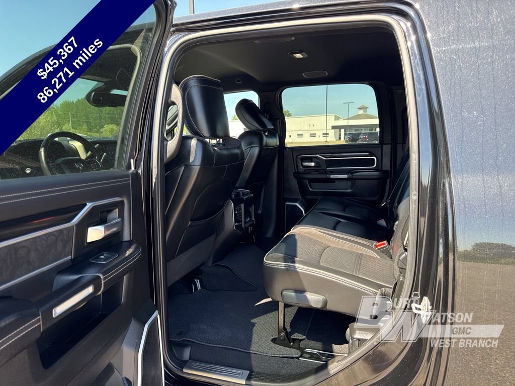Used 2019 RAM 2500 Laramie w/ Black Appearance Package AWD/4WD image 36