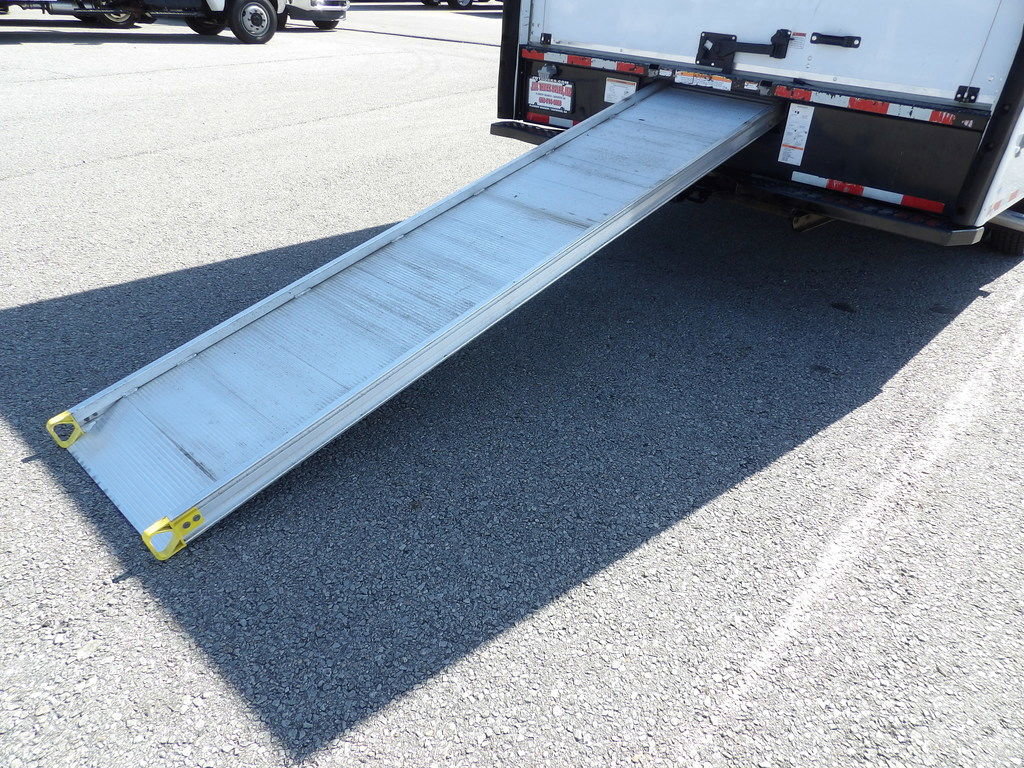 Used 2021 Ford E-350 and Econoline 350 Super Duty RWD image 39