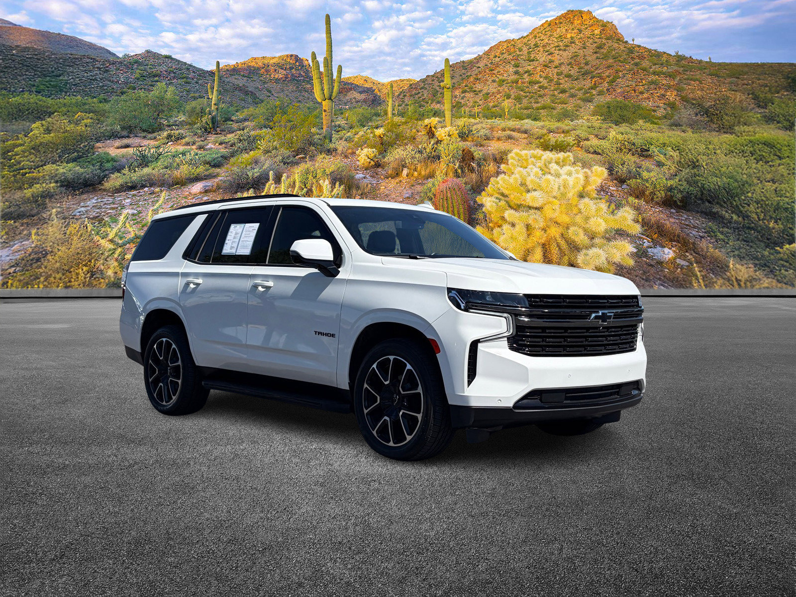 Used 2022 Chevrolet Tahoe RST w/ Sport Performance Package RWD image 2