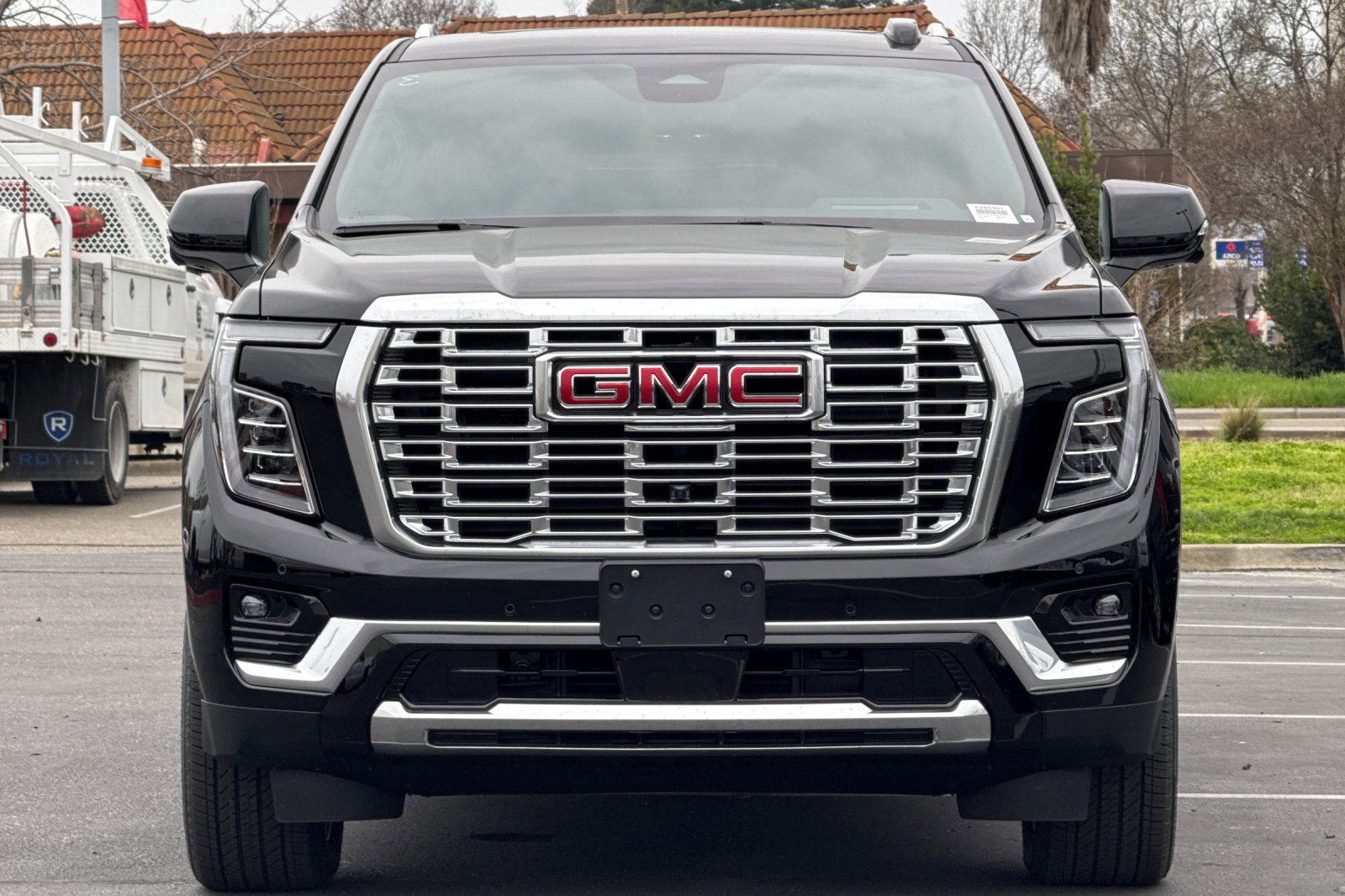 New 2026 GMC Yukon XL Denali w/ Denali Reserve Package image 10