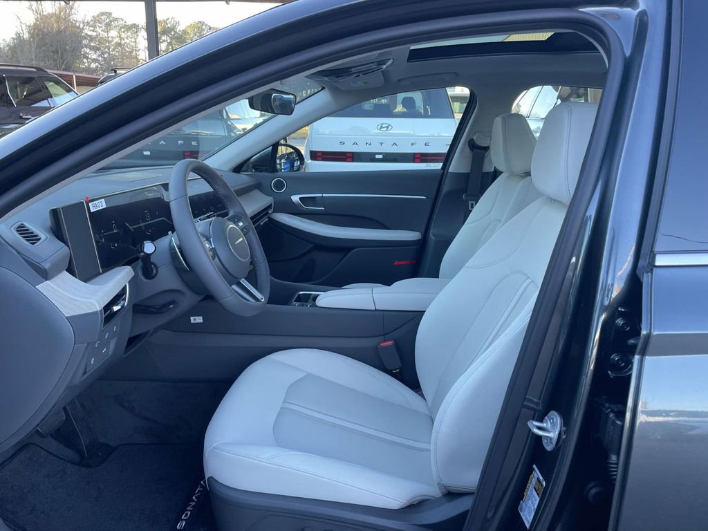New 2026 Hyundai Sonata SEL FWD image 15