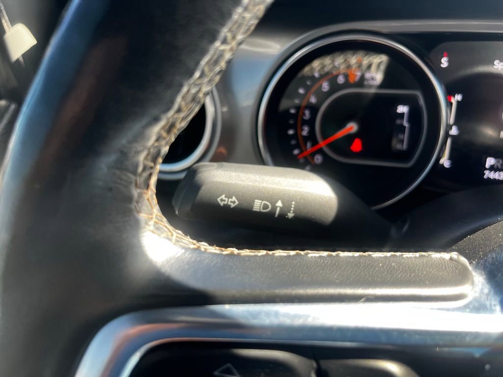 Used 2020 Jeep Wrangler Unlimited Sahara image 19