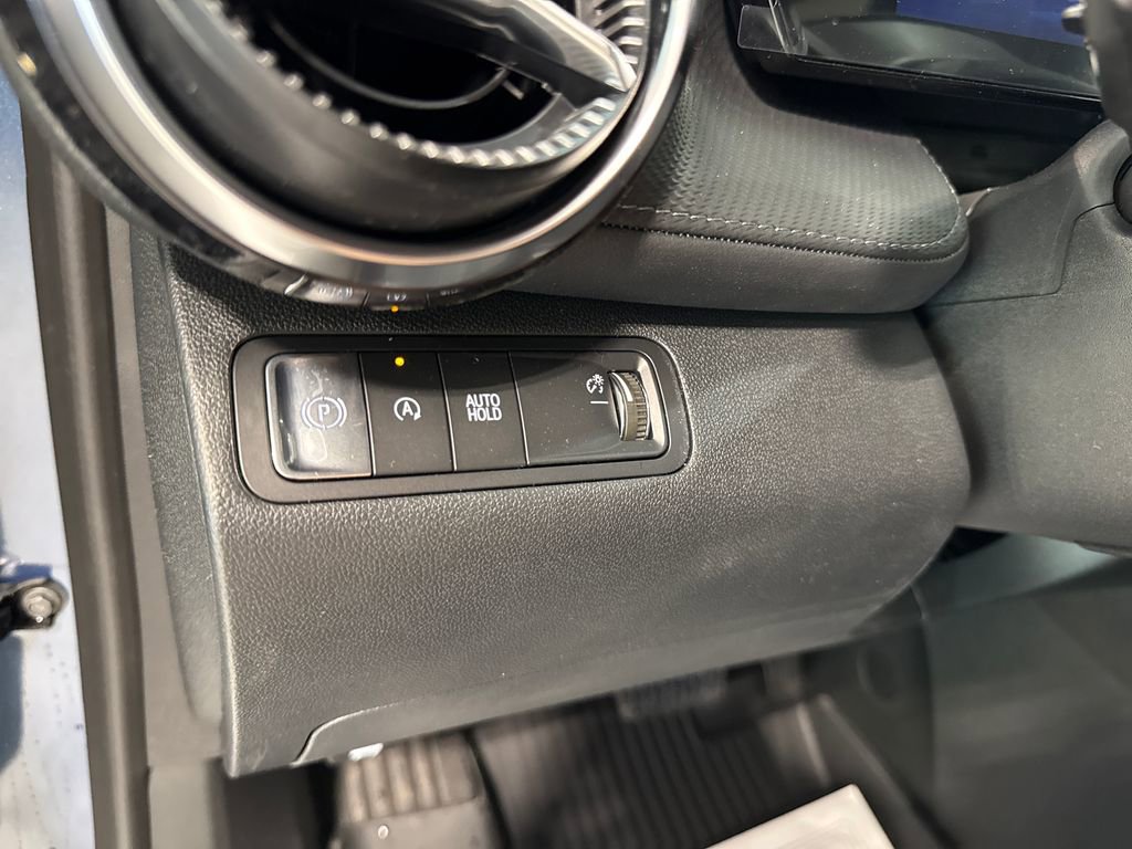 New 2026 Chevrolet Equinox LT w/ Convenience Package II FWD image 10
