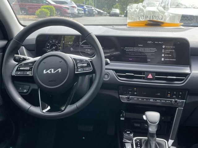 New 2026 Kia Seltos EX FWD image 21