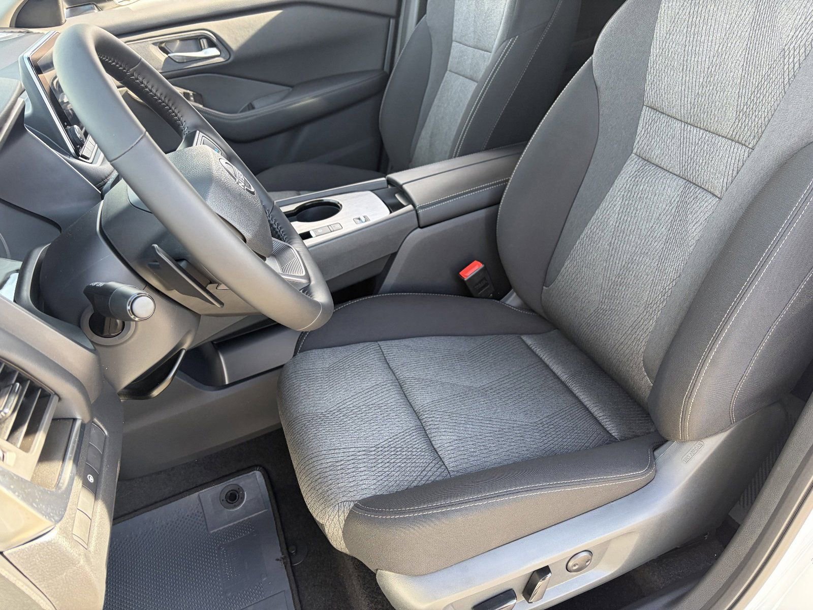 New 2026 Nissan Rogue SV image 21