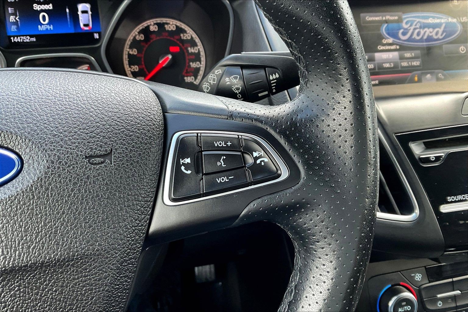 Used 2015 Ford Focus ST w/ Equipment Group 402A FWD image 12