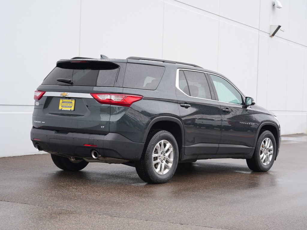 Used 2020 Chevrolet Traverse LT image 3