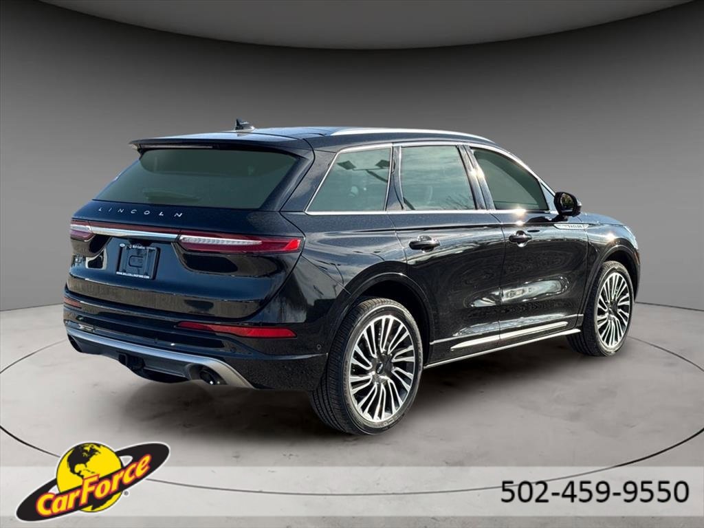 Used 2021 Lincoln Corsair Reserve image 9