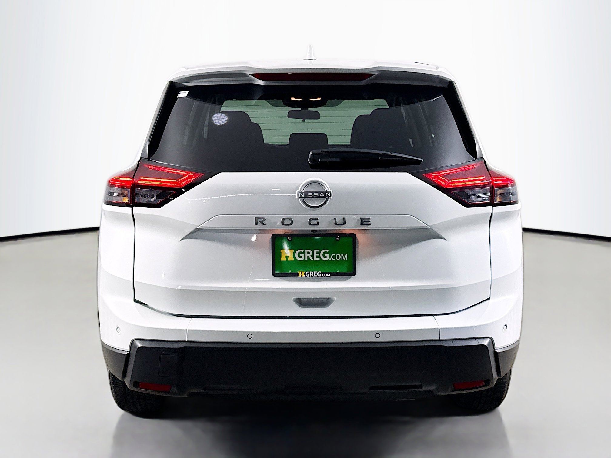 Used 2026 Nissan Rogue SV image 8