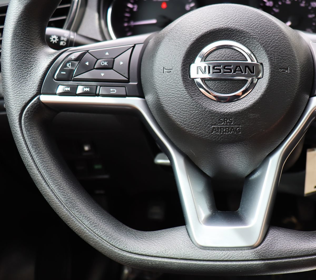 Used 2018 Nissan Rogue S FWD image 51