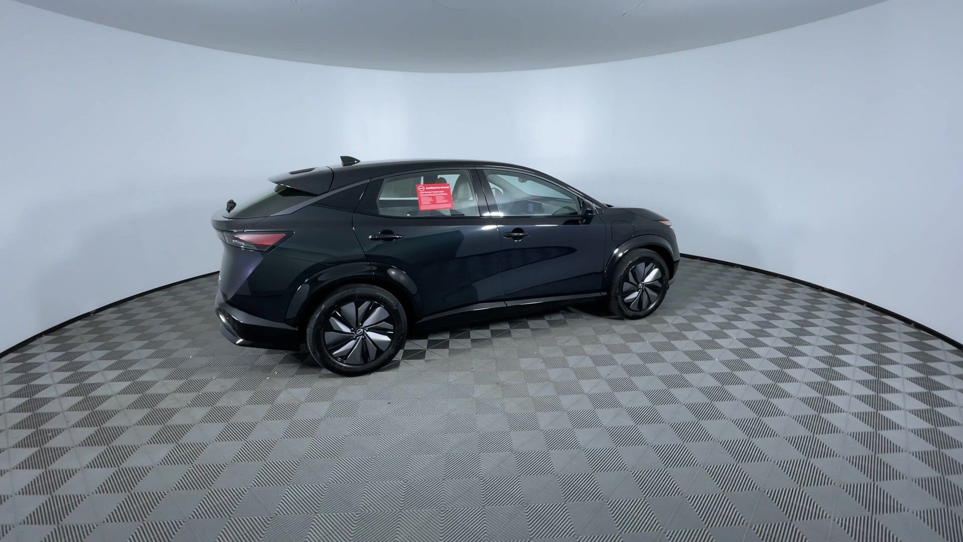 Certified 2024 Nissan Ariya AWD image 9