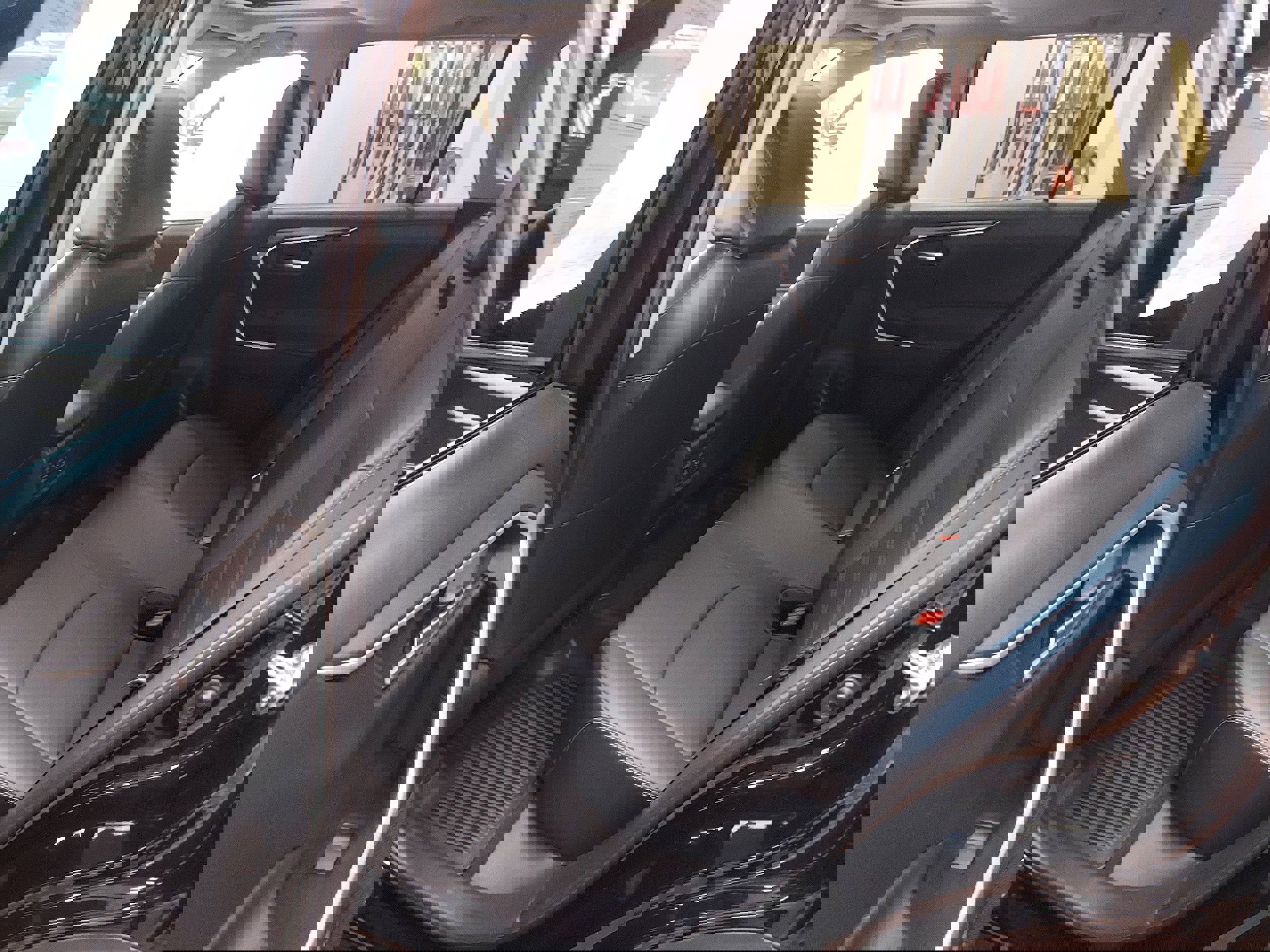 Used 2023 Toyota RAV4 XLE Premium image 19