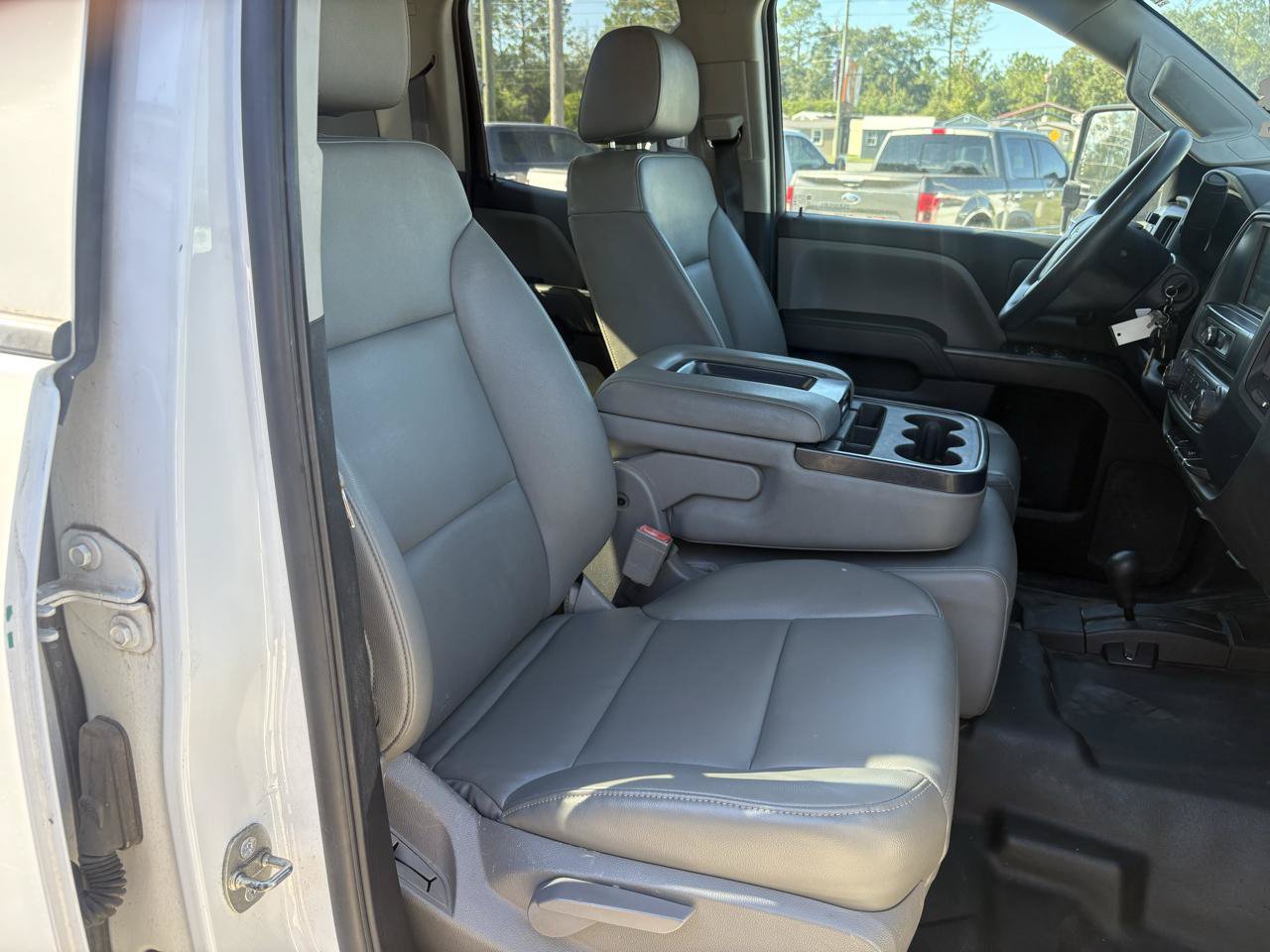 Used 2019 Chevrolet Silverado 2500 W/T AWD/4WD image 21