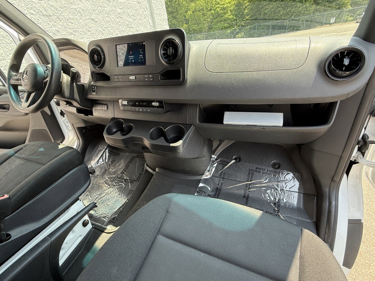 Used 2019 Mercedes-Benz Sprinter 1500 image 13