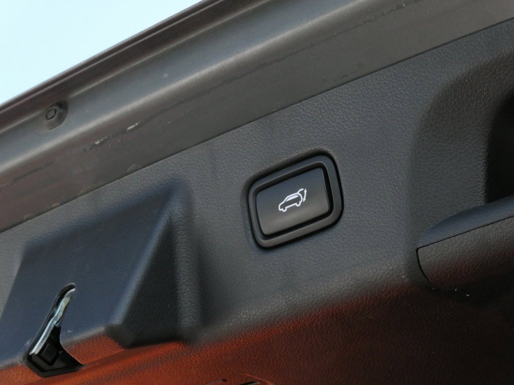 Used 2024 Hyundai Palisade Calligraphy image 32