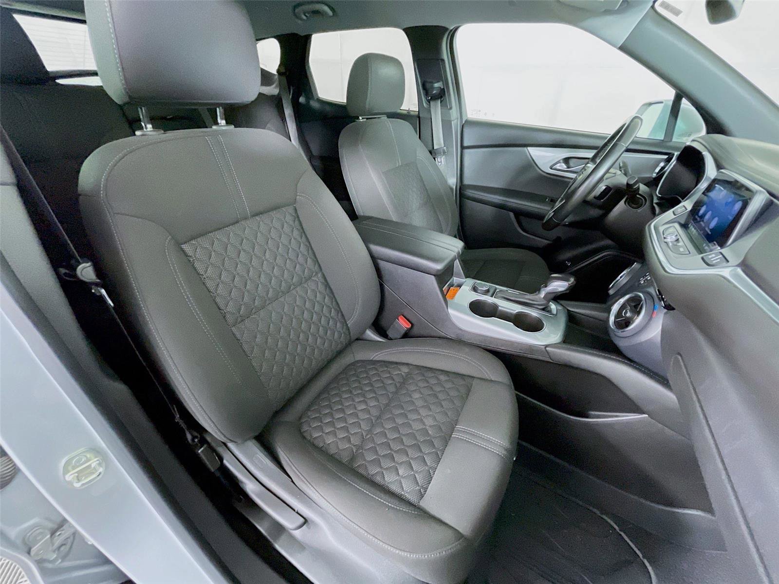 Used 2020 Chevrolet Blazer LT image 29