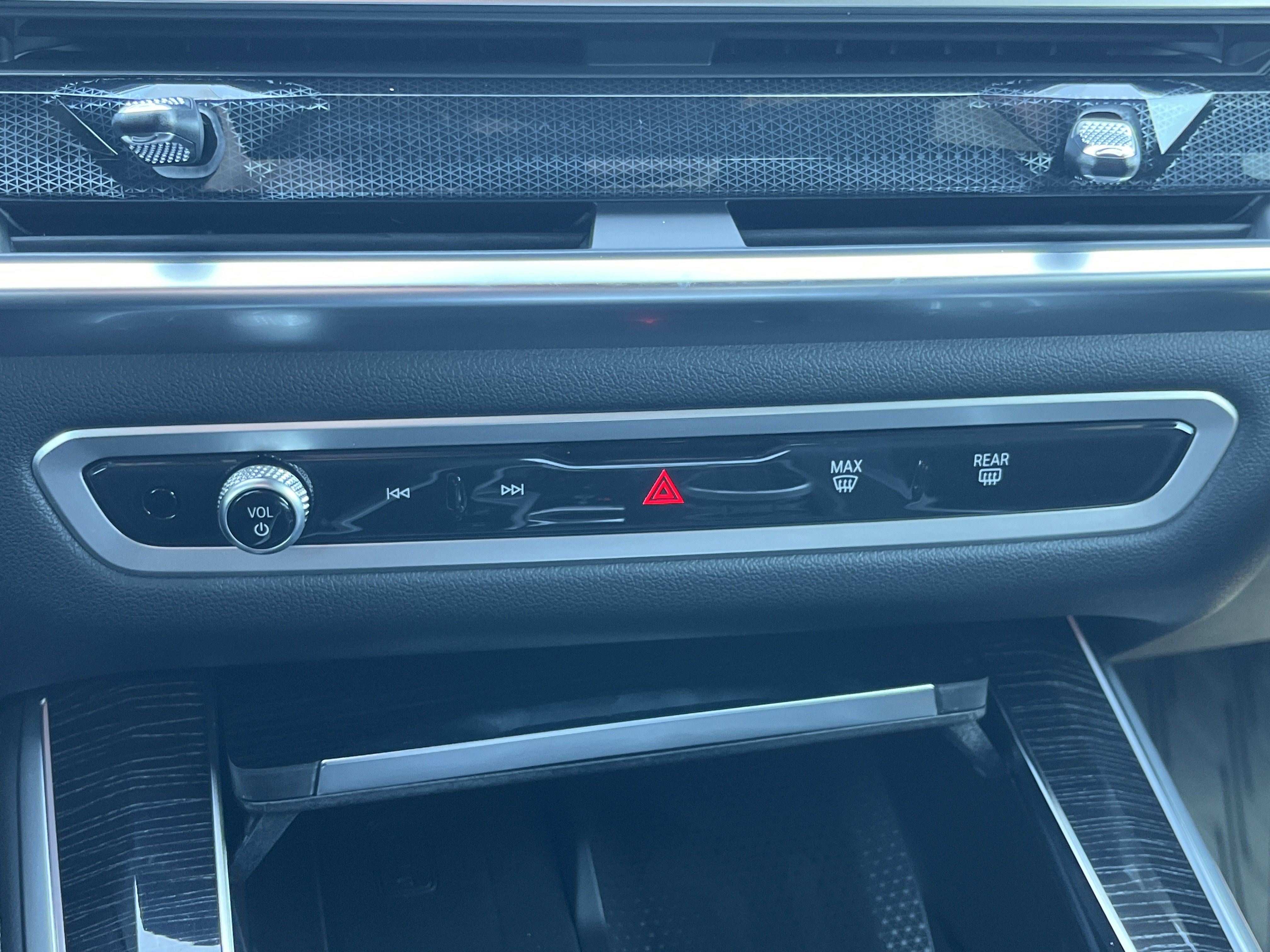 New 2026 BMW X5 xDrive40i AWD/4WD image 6