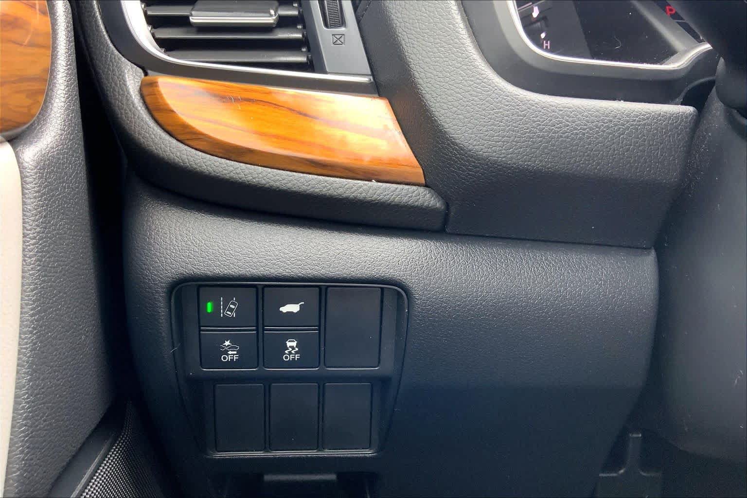 Used 2020 Honda CR-V Touring image 34