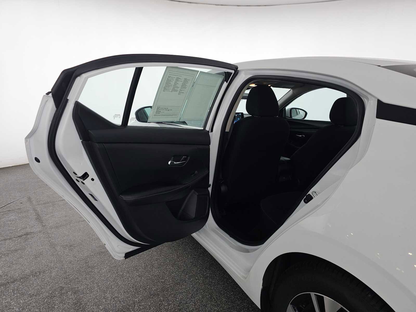 Used 2023 Nissan Sentra SV w/ All-Weather Package image 15