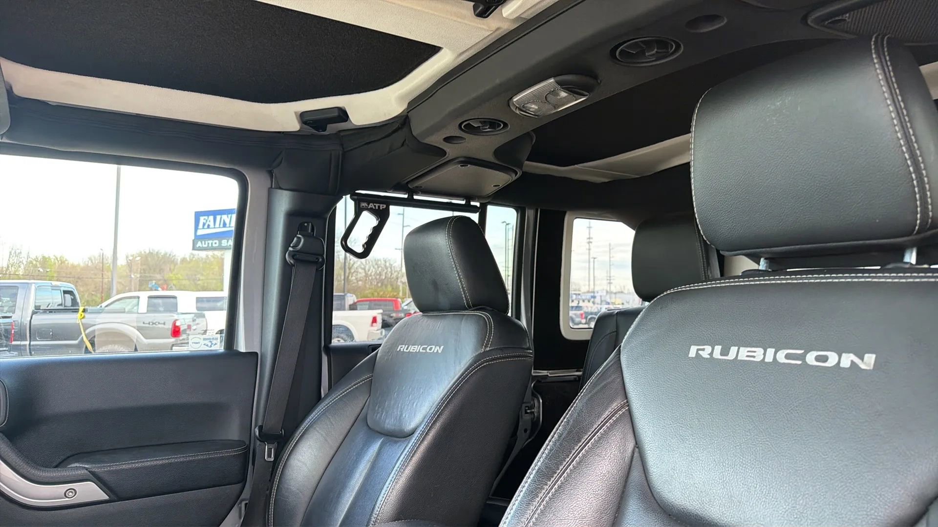 Used 2016 Jeep Wrangler Unlimited Rubicon image 69