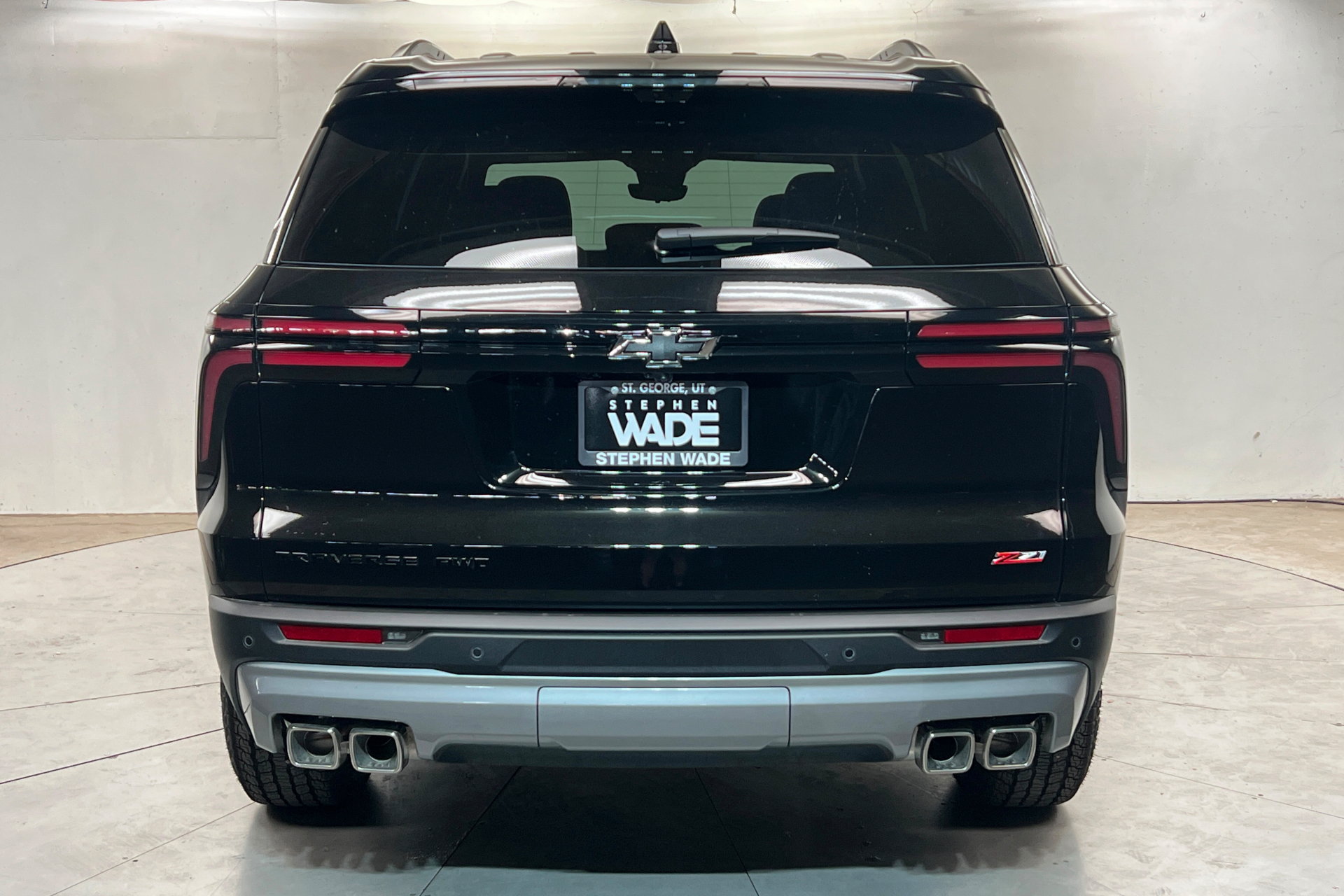 New 2026 Chevrolet Traverse Z71 w/ Enhanced Driving Package AWD/4WD image 5