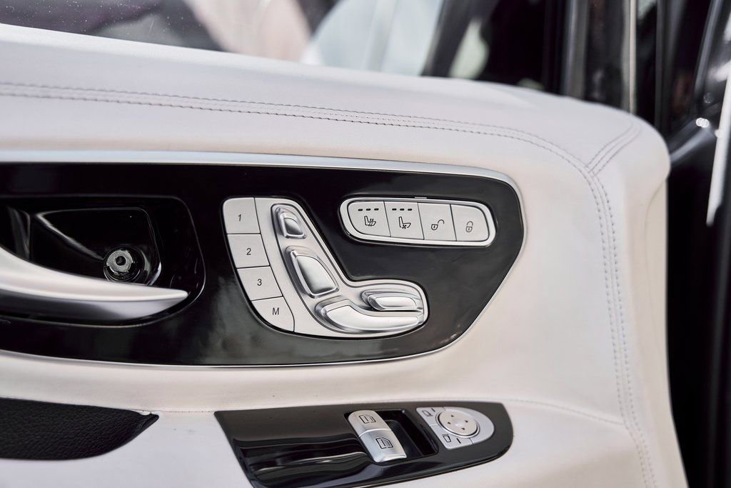 Used 2021 Mercedes-Benz Metris Passenger w/ Premium Safety Package image 38