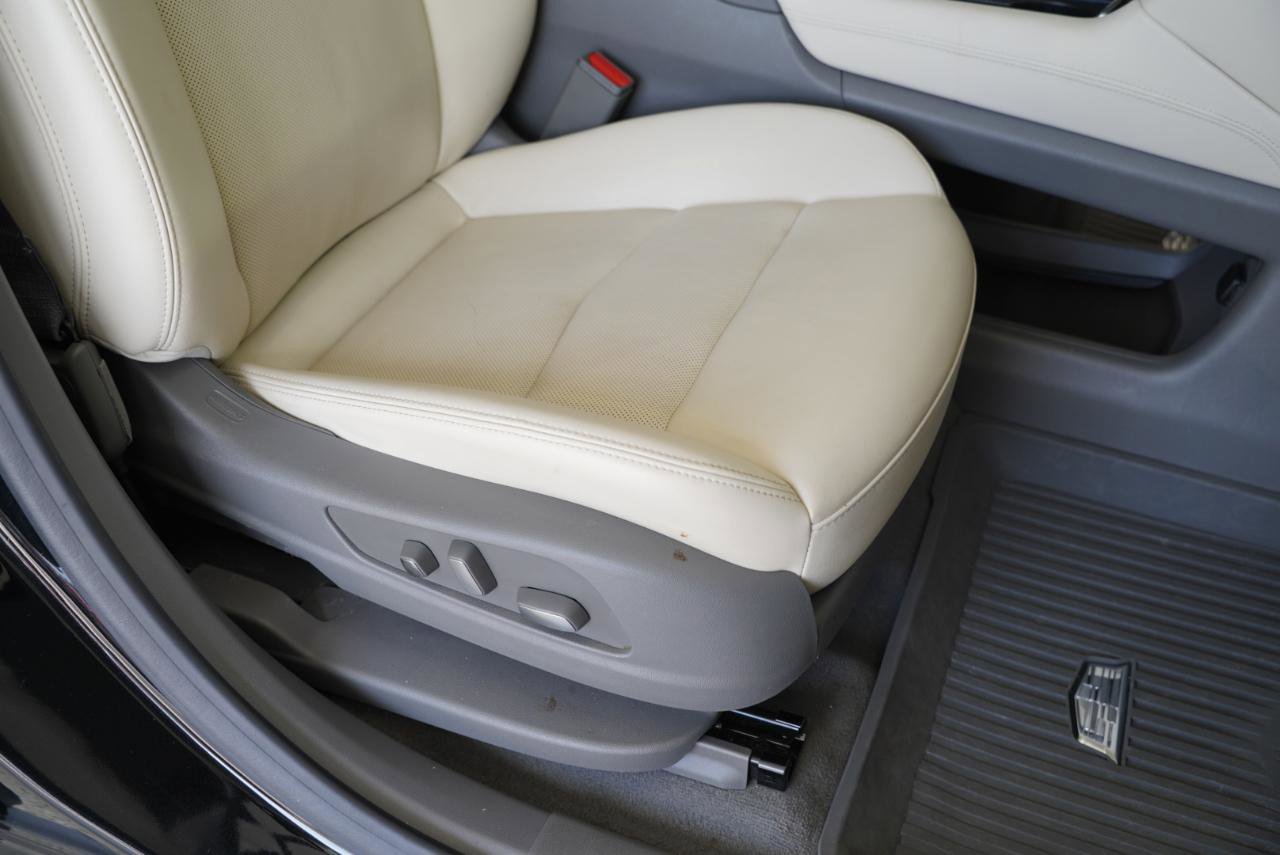 Used 2022 Cadillac XT6 Premium Luxury w/ Technology Package image 29