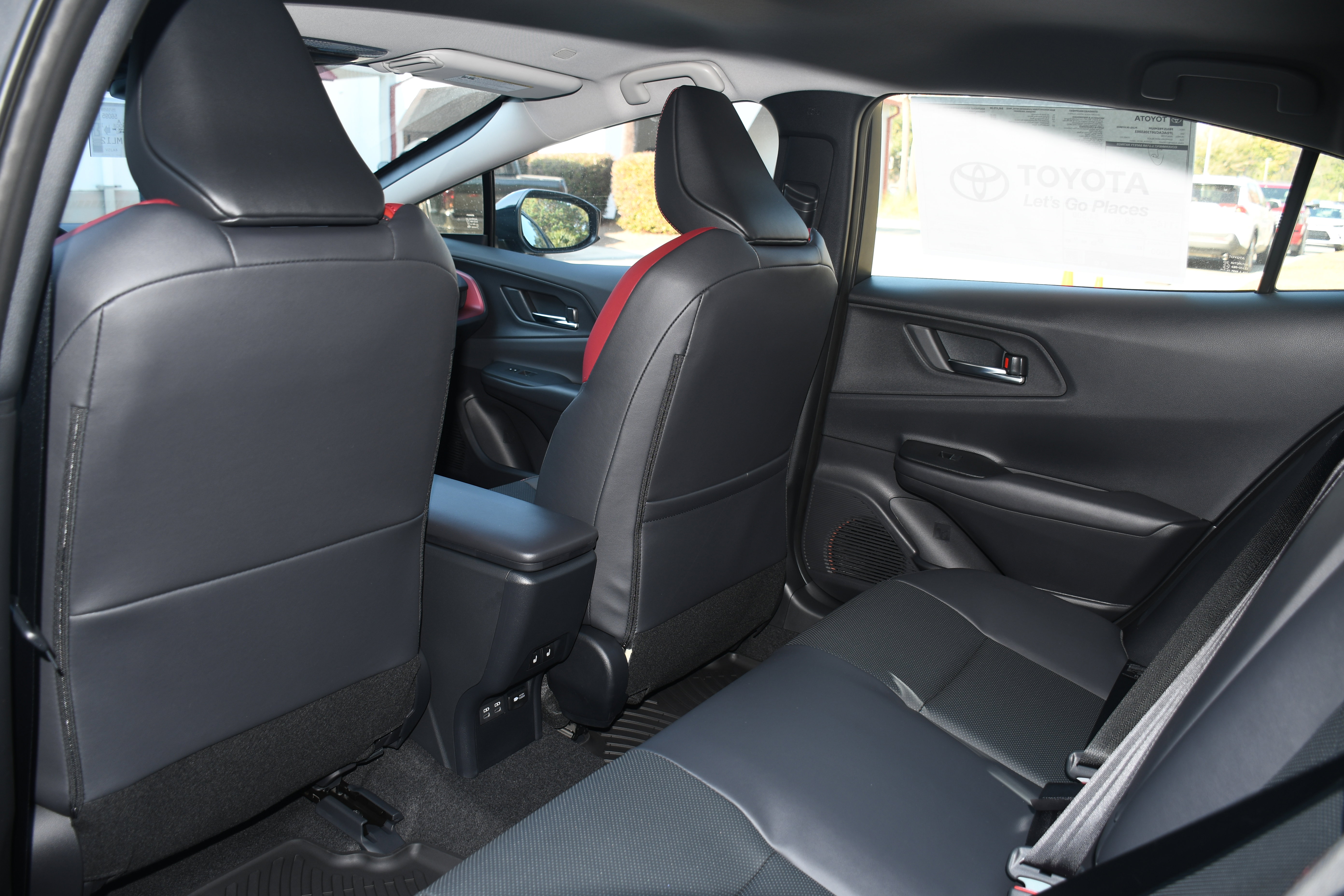 New 2026 Toyota Prius Plug-In Hybrid image 8