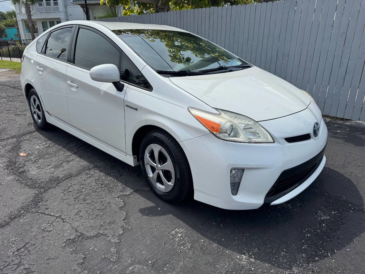 Used 2015 Toyota Prius Two FWD image 1