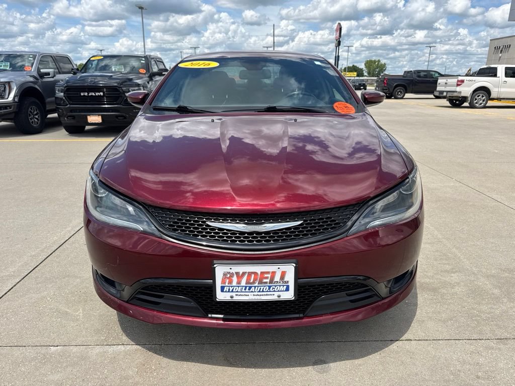 Used 2016 Chrysler 200 S w/ Comfort Group FWD image 25