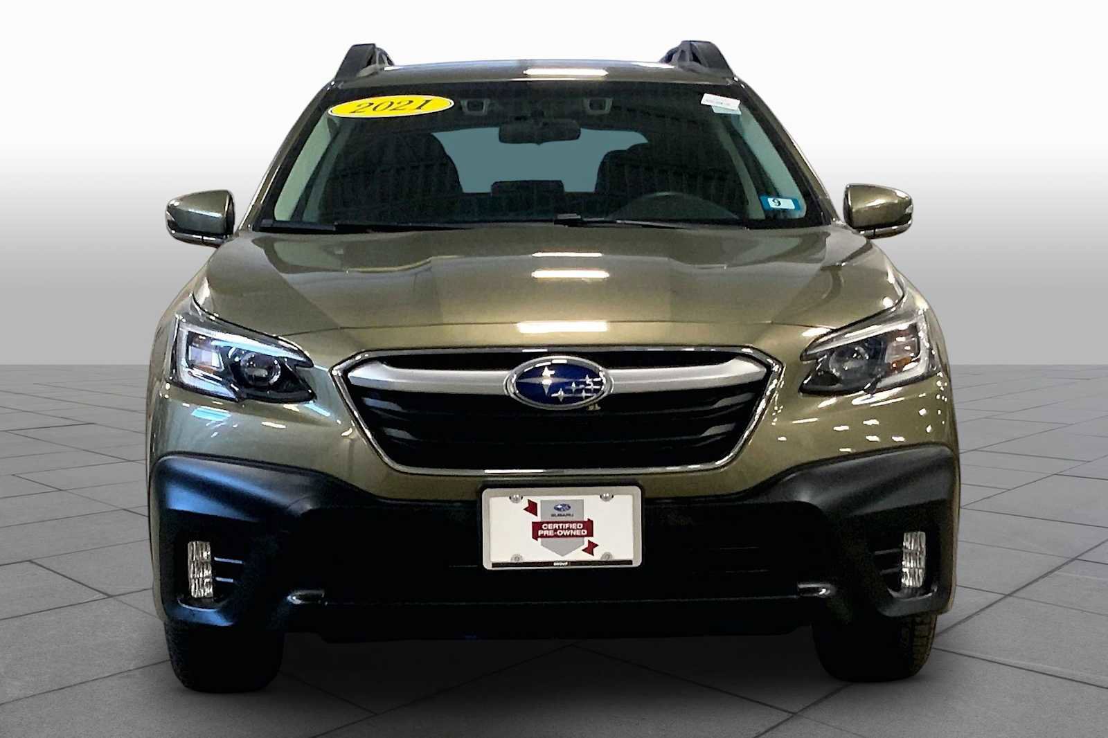 Used 2021 Subaru Outback Premium image 4