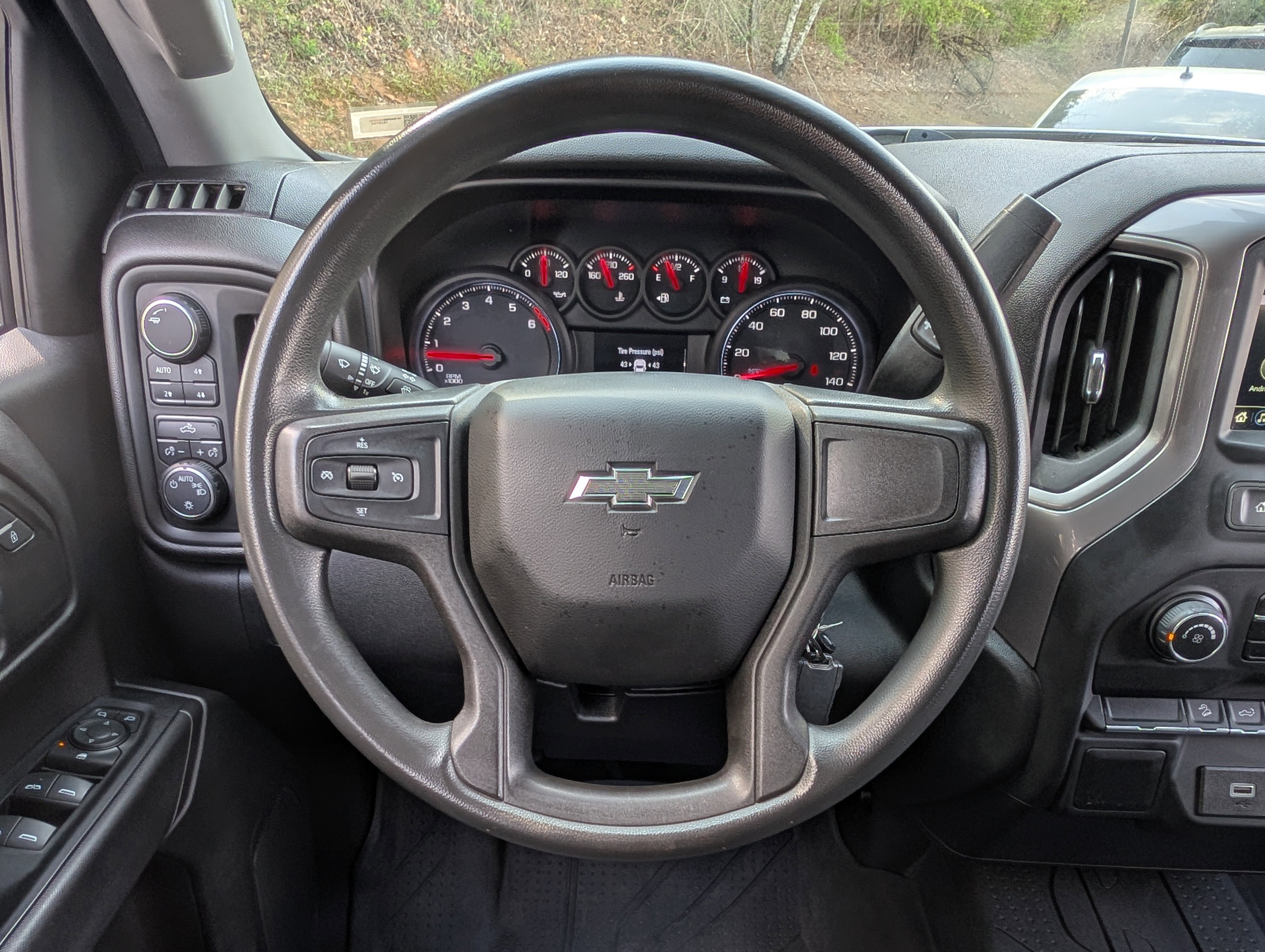 Used 2019 Chevrolet Silverado 1500 Custom Trail Boss w/ Custom Convenience Package AWD/4WD image 23