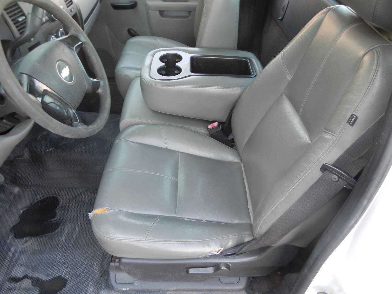 Used 2012 Chevrolet Silverado 1500 W/T image 2