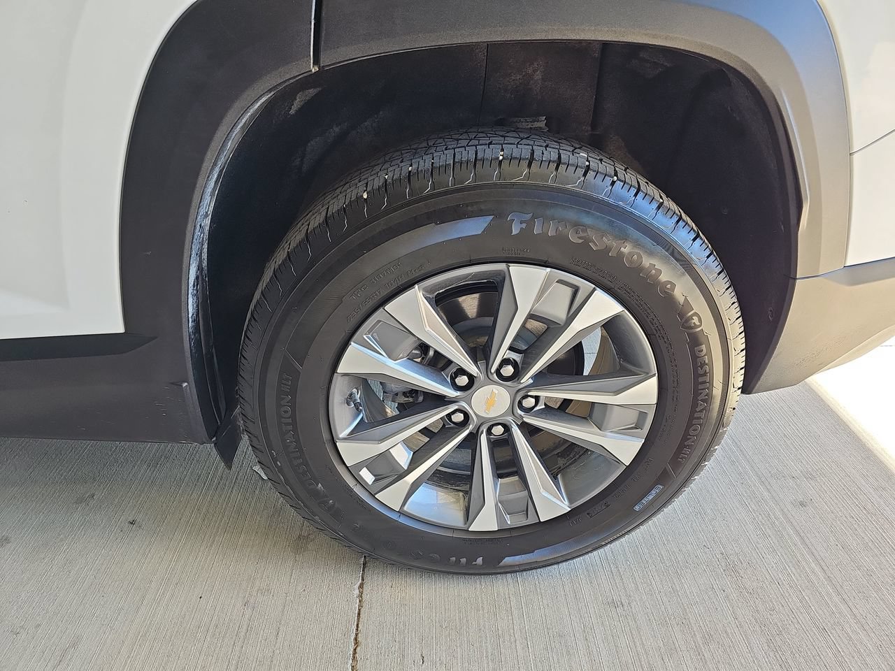Used 2025 Chevrolet Equinox LT FWD image 38