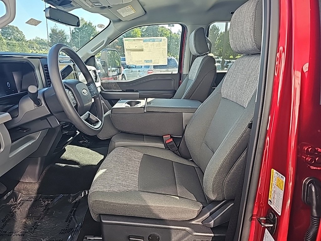 New 2026 Ford F250 XLT w/ XLT Premium Package image 9