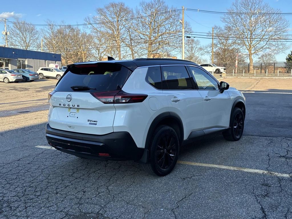 Certified 2023 Nissan Rogue SV w/ SV Premium B Package image 7
