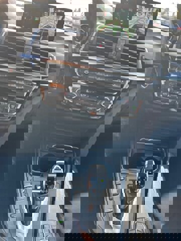 Used 2017 BMW 330i Sedan image 21