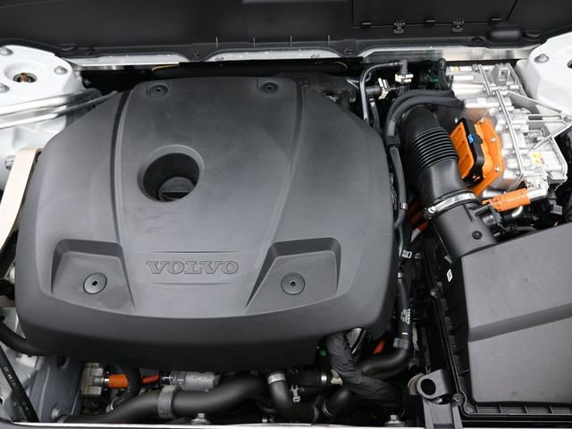 Used 2024 Volvo XC90 T8 Plus image 33