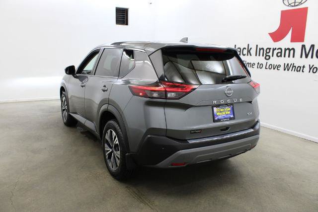 Certified 2022 Nissan Rogue SV FWD image 3